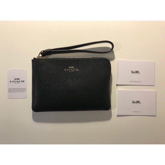 Coach Small Wristlet - Picture 6 of 9